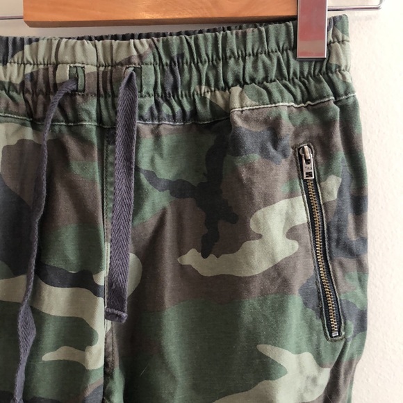 TNA Camo joggers. - Picture 2 of 3
